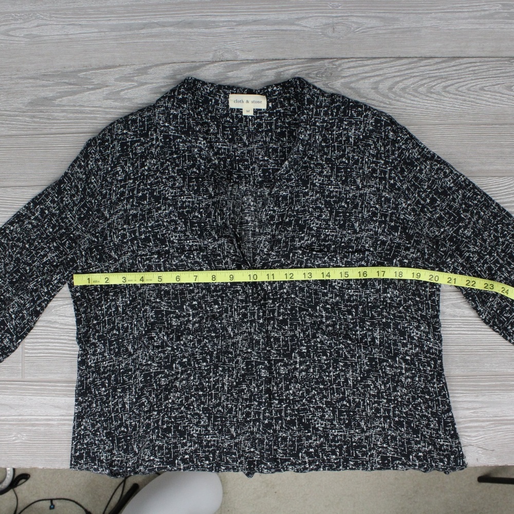 Anthropologie Cloth and Stone Black Shirt Size M - Picture 4 of 8